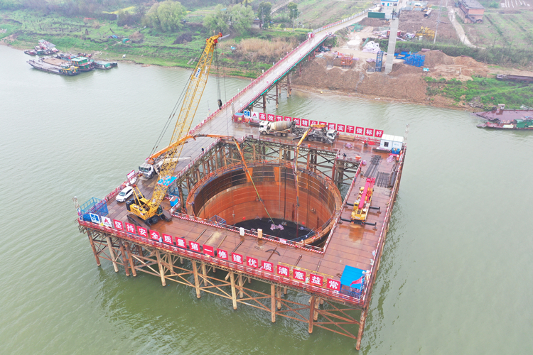 20230322639667.jpg 7#主墩承臺澆筑.JPG